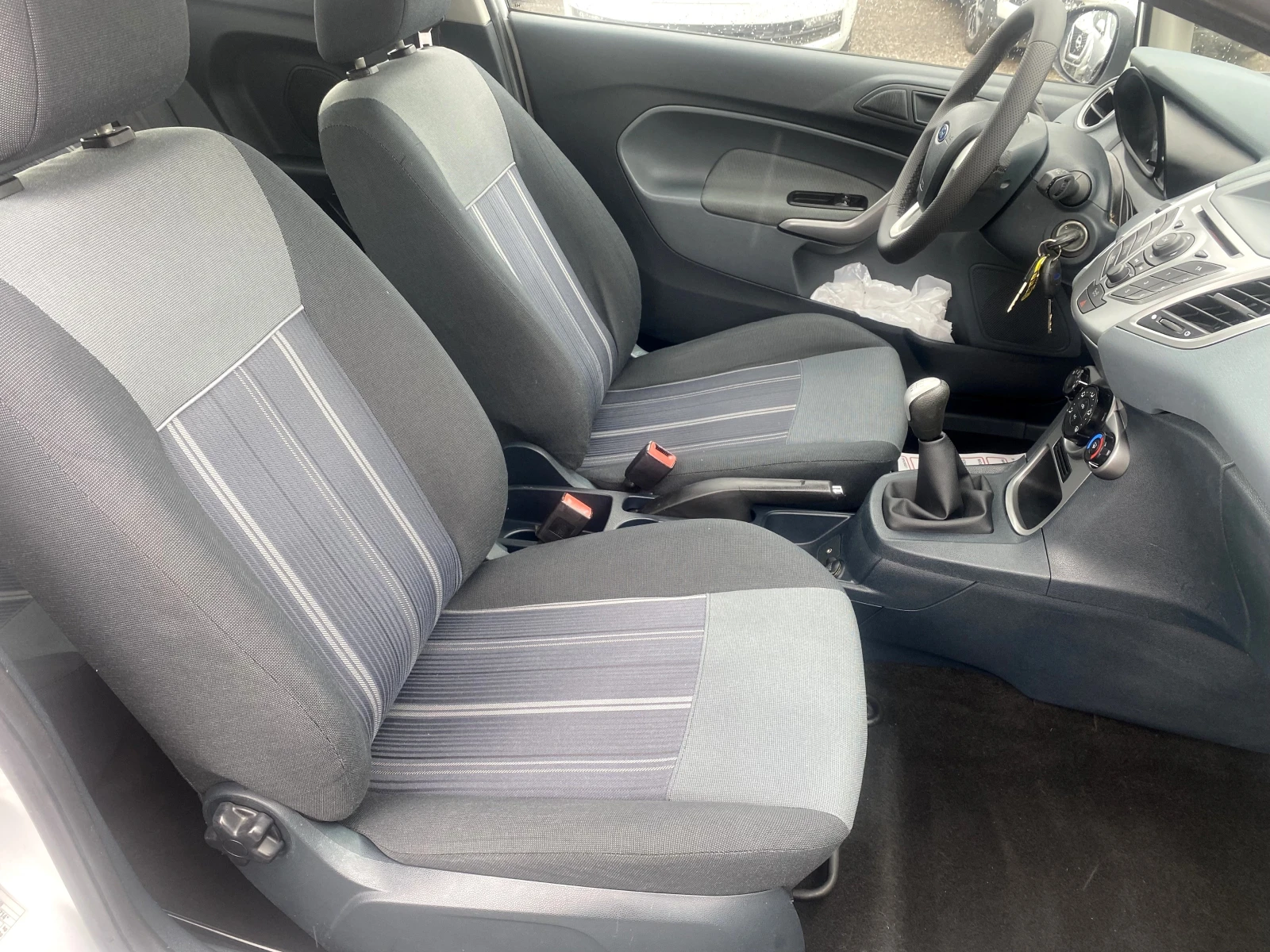 Ford Fiesta 1.4TDCI Бонбон внос Италия 117х.км!!!, снимка 10 - Автомобили и джипове - 54658007