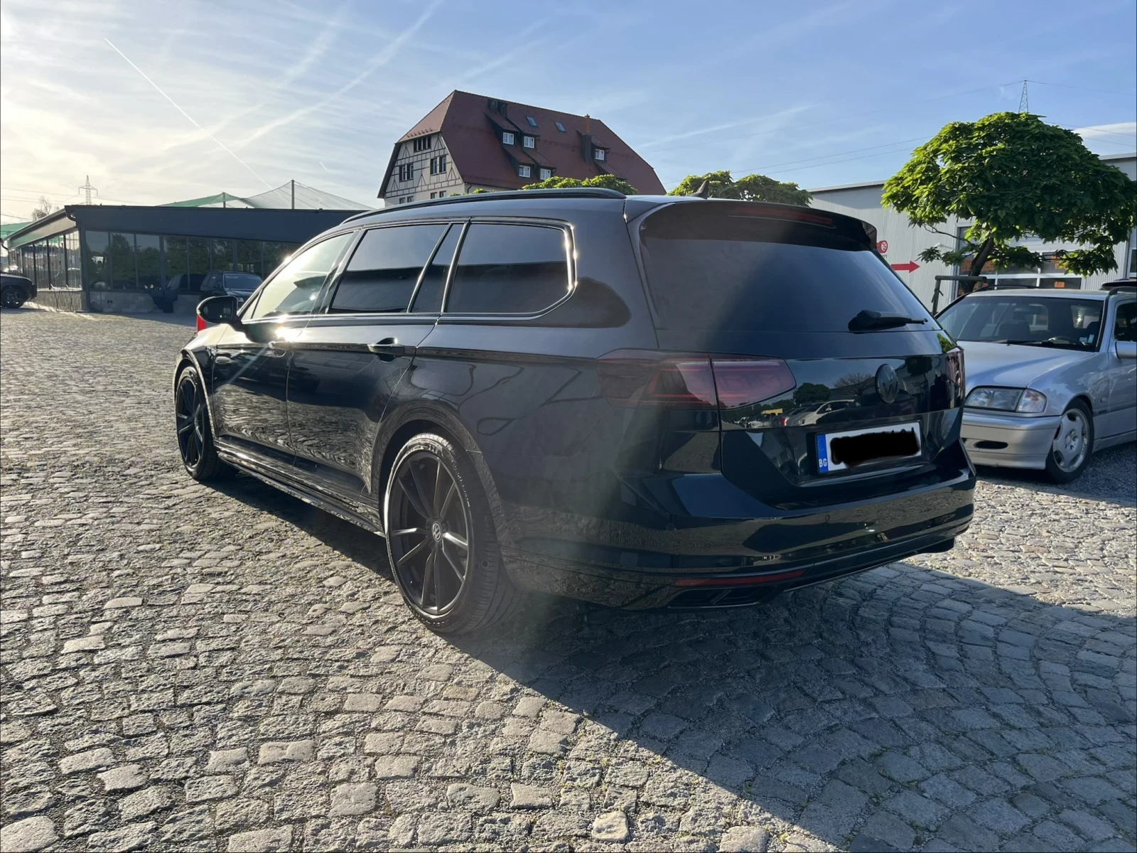 VW Passat R-line 4motion Facelift, снимка 3 - Автомобили и джипове - 54670894
