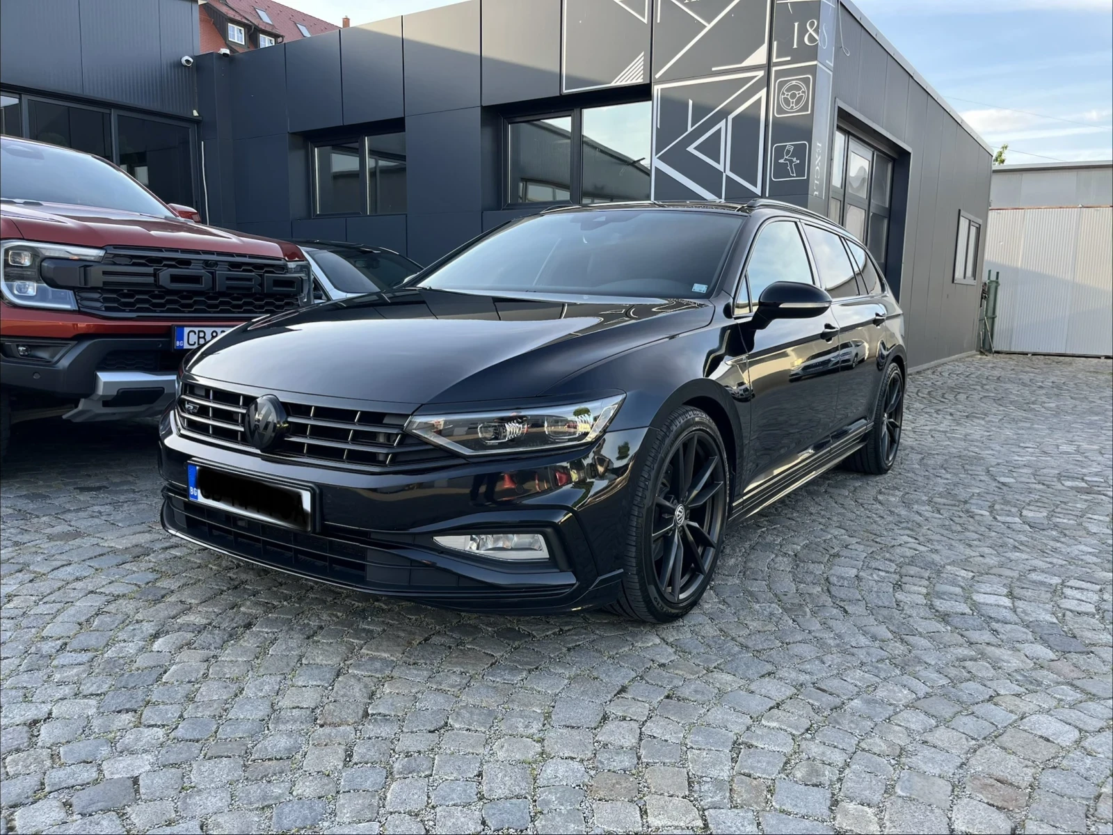 VW Passat R-line 4motion Facelift, снимка 5 - Автомобили и джипове - 54670894