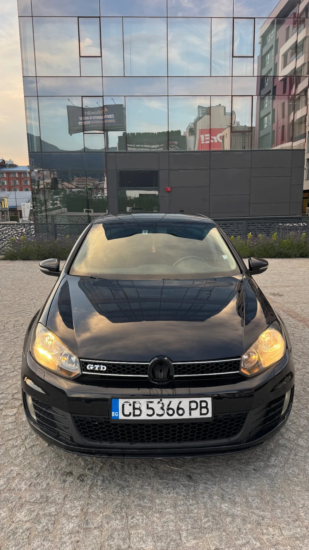 VW Golf, снимка 4 - Автомобили и джипове - 55009445