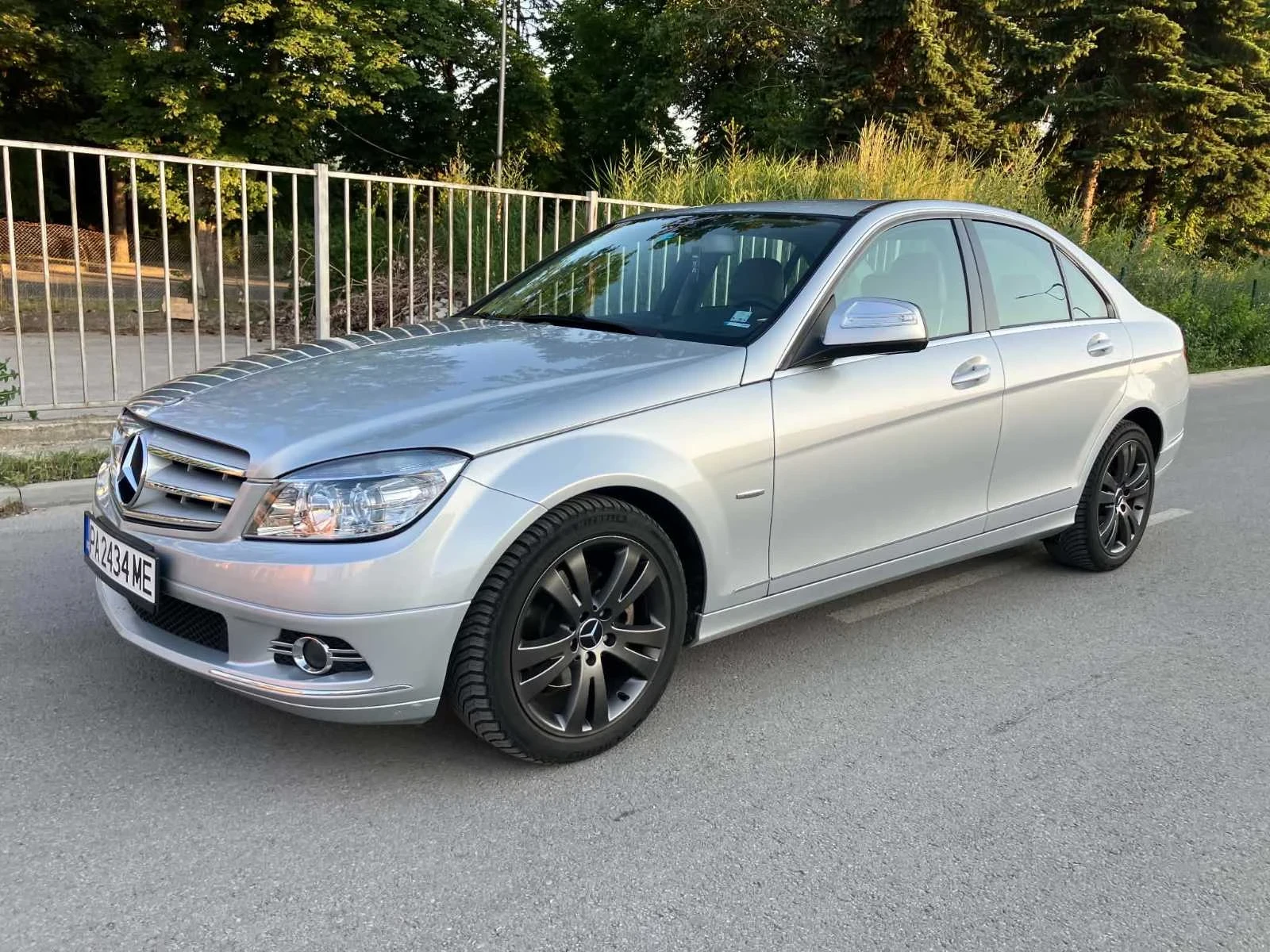 Mercedes-Benz C 220, снимка 15 - Автомобили и джипове - 55105560