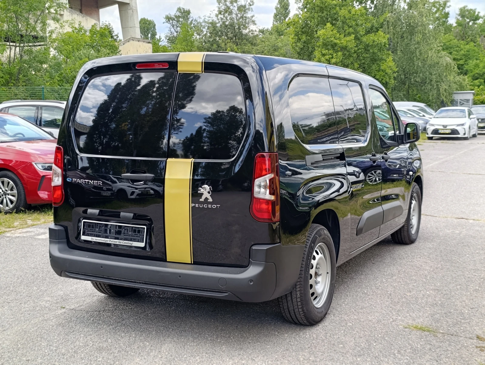 Peugeot Partner Дълга база 136кс. 50kWh, снимка 3 - Автомобили и джипове - 55395947
