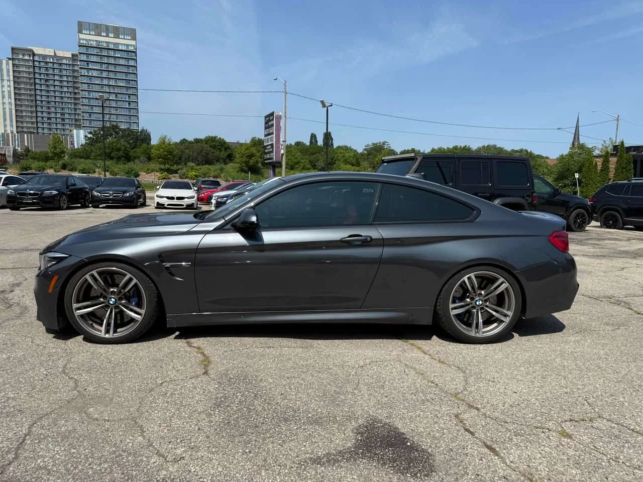 BMW M4 * Coupe * АВТОКРЕДИТ БЕЗ ПЪРВОНАЧАЛНА ВНОСКА* , снимка 2 - Автомобили и джипове - 55410968