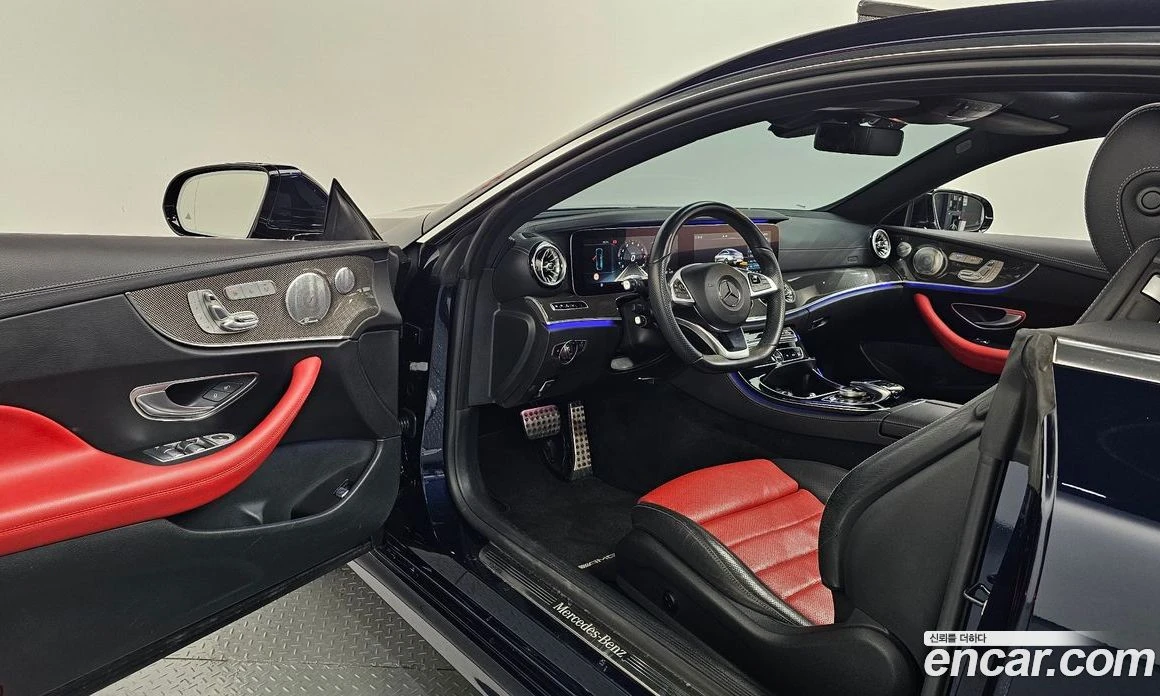 Mercedes-Benz E 400 4MATIC Coupe, снимка 10 - Автомобили и джипове - 55794720