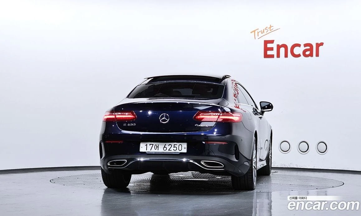 Mercedes-Benz E 400 4MATIC Coupe, снимка 4 - Автомобили и джипове - 55794720