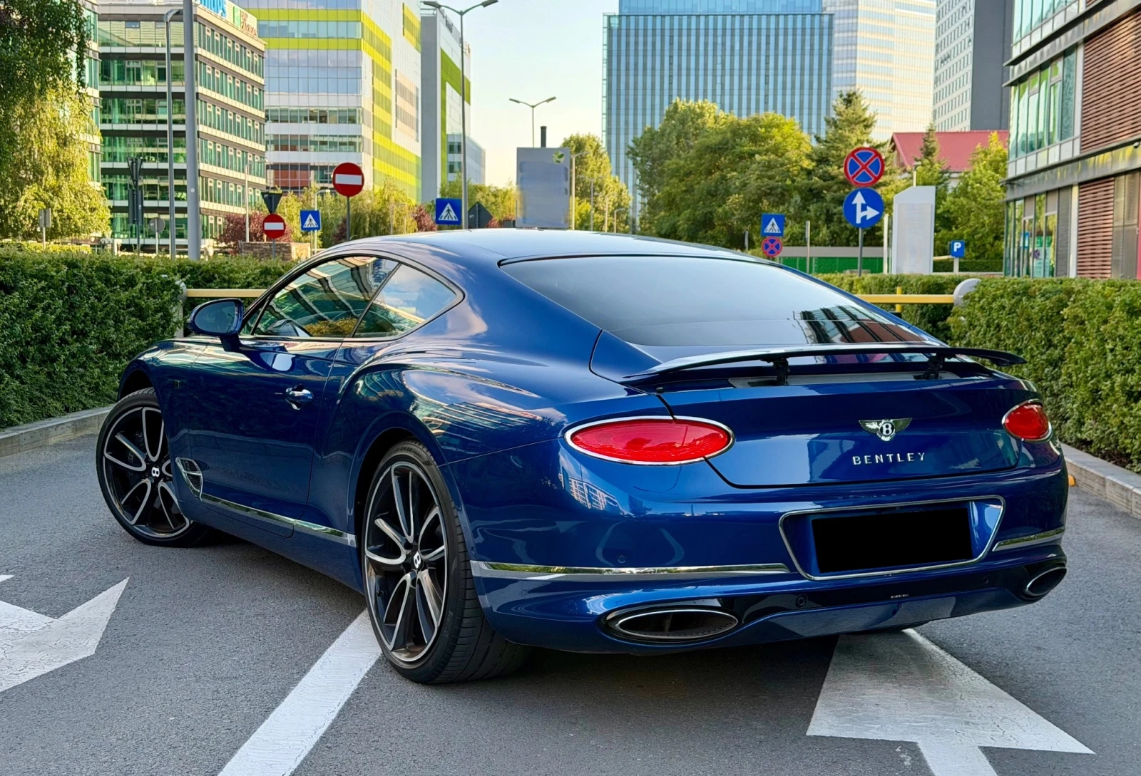 Bentley Continental gt 6.0 W12 AWD, снимка 4 - Автомобили и джипове - 55808848