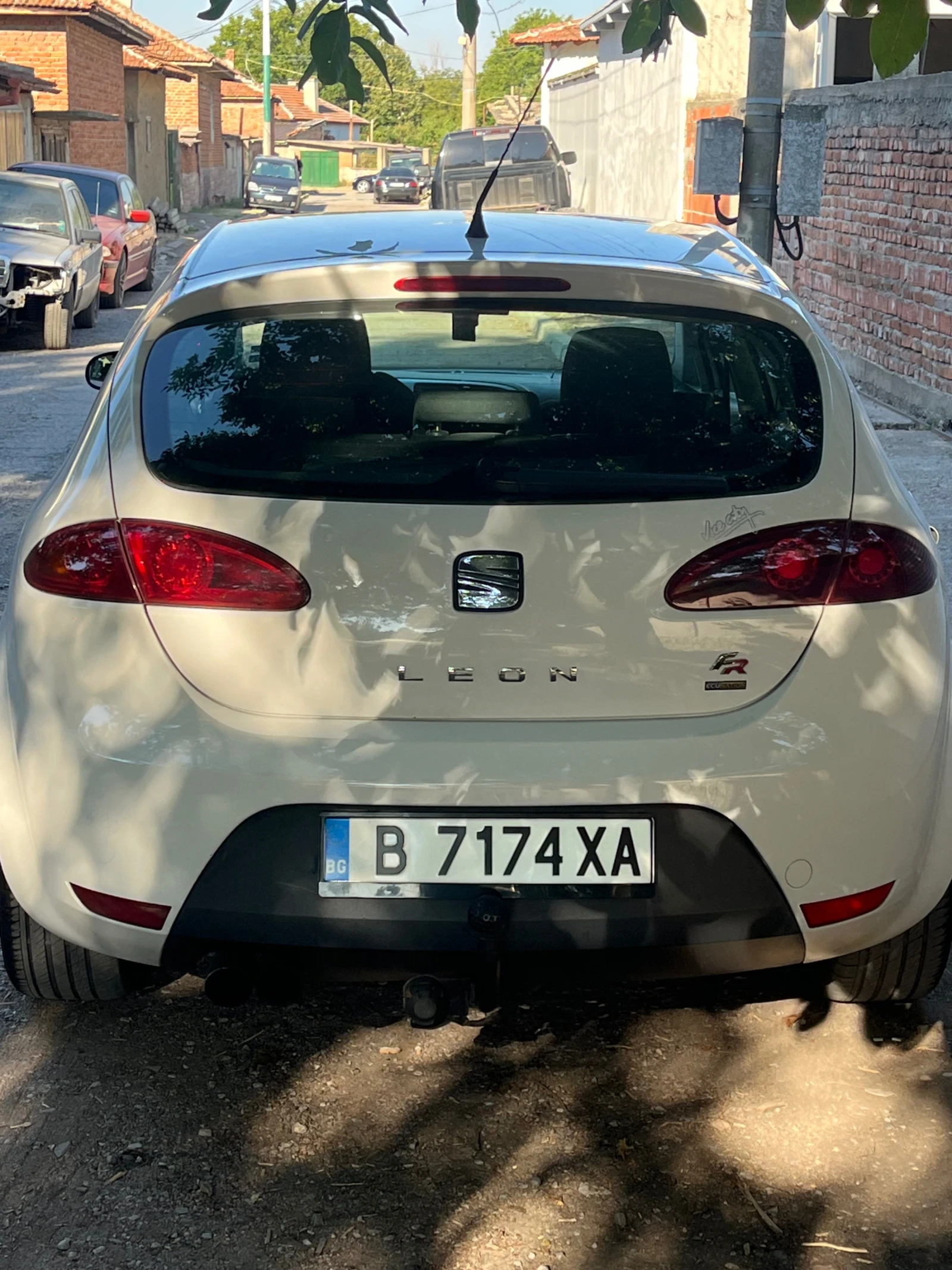 Seat Leon, снимка 10 - Автомобили и джипове - 55993874