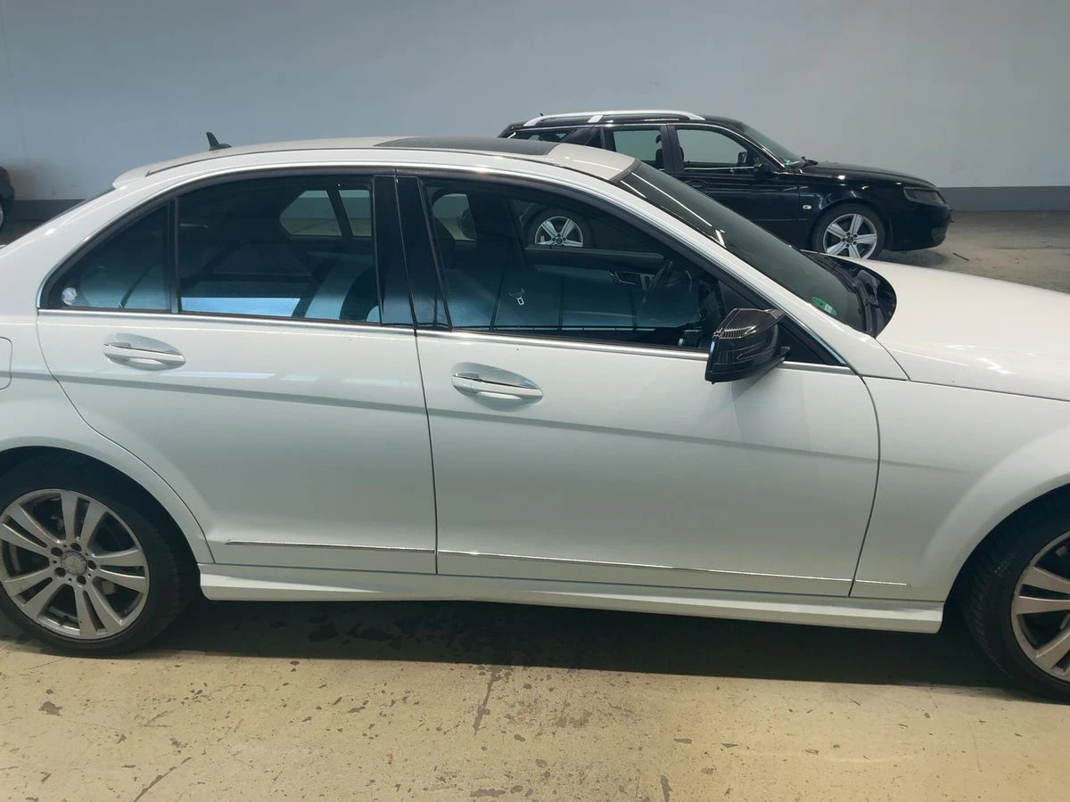 Mercedes-Benz C 300 C 300 4Matic Avantgarde* ���� ���� ����� 30% | Mobile.bg � ����������� 4