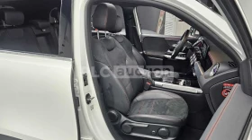 Mercedes-Benz GLB 250 4MATIC* AMG LINE, снимка 12