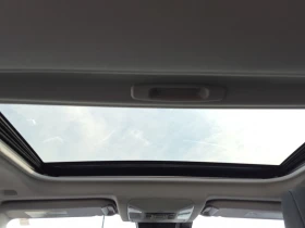 Toyota Rav4 HYBRID XLE/CARFAX/ФИНАНСИРАНЕ, снимка 12