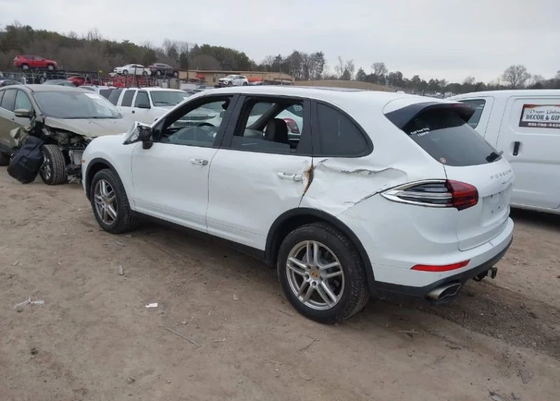 Porsche Cayenne, снимка 3 - Автомобили и джипове - 49467610