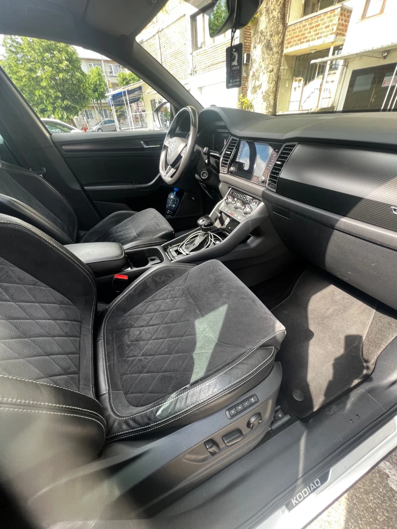 Skoda Kodiaq Sport Line, снимка 13 - Автомобили и джипове - 52741224