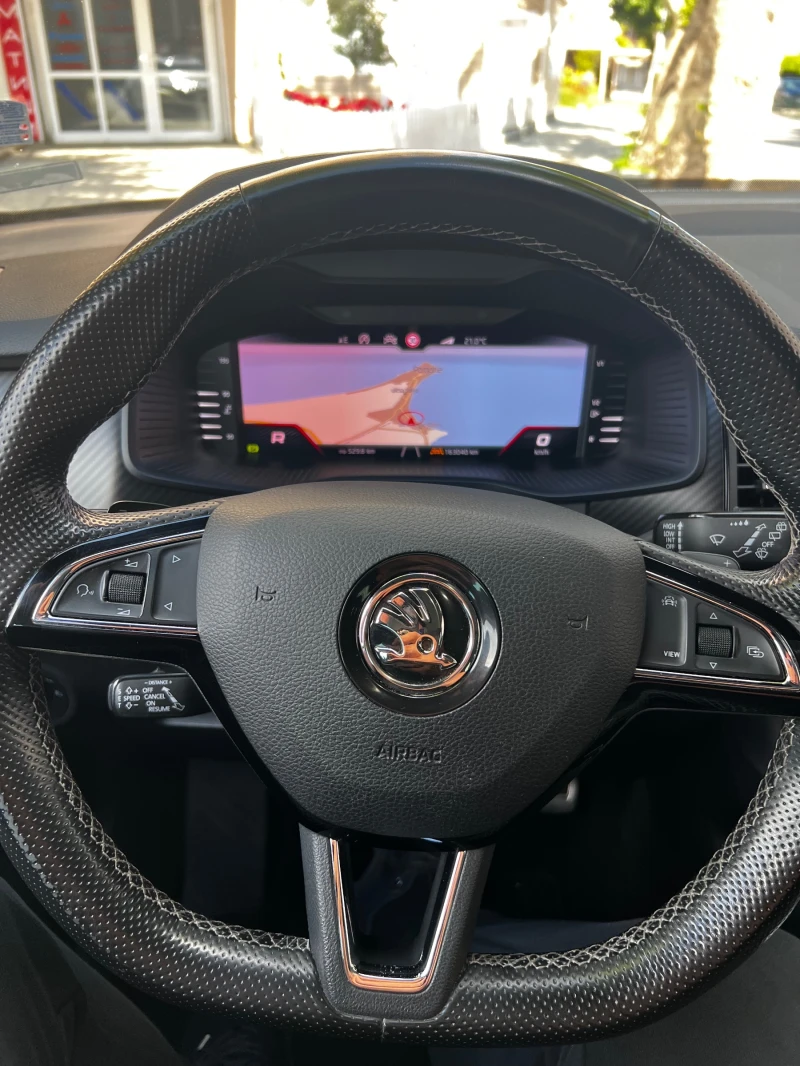 Skoda Kodiaq Sport Line, снимка 4 - Автомобили и джипове - 52741224