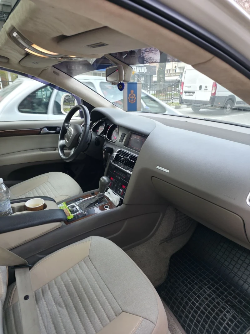 Audi Q7, снимка 2 - Автомобили и джипове - 52793198