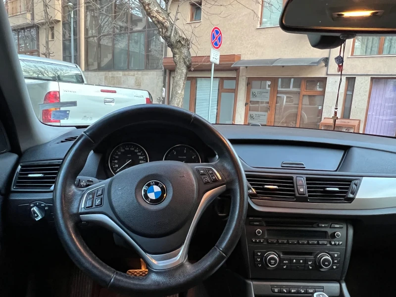 BMW X1, снимка 8 - Автомобили и джипове - 52976136