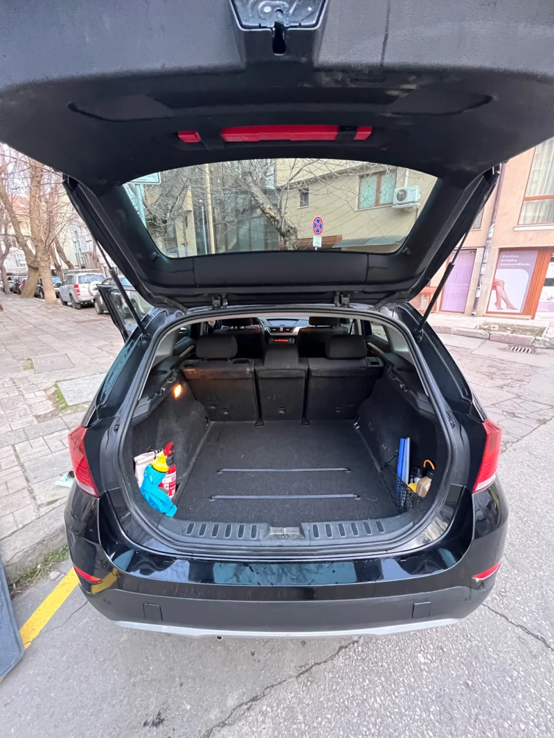 BMW X1, снимка 17 - Автомобили и джипове - 52976136