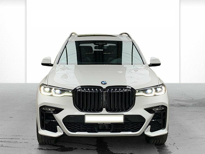 BMW X7 M50d, снимка 3 - Автомобили и джипове - 25788939