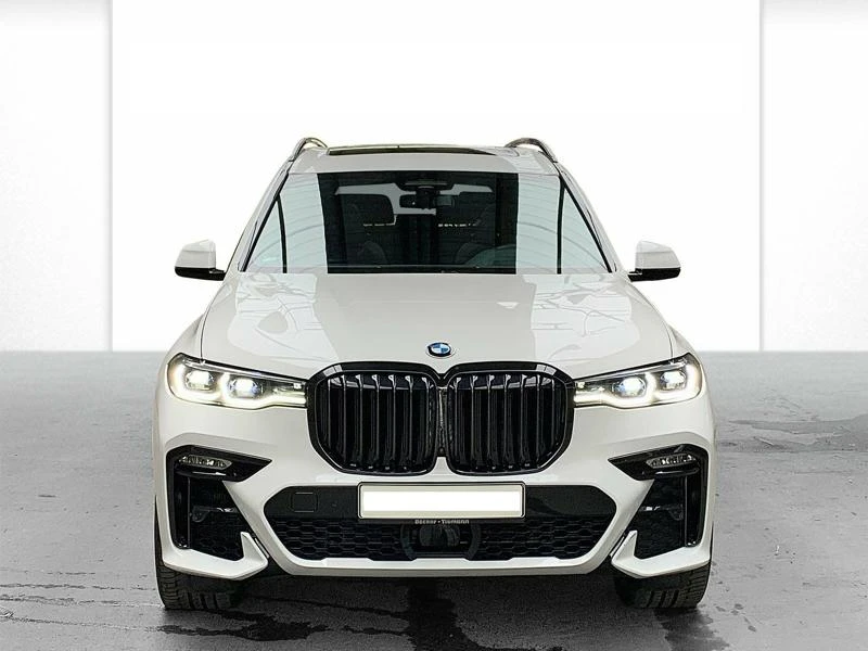 BMW X7 M50d, снимка 3 - Автомобили и джипове - 25788939