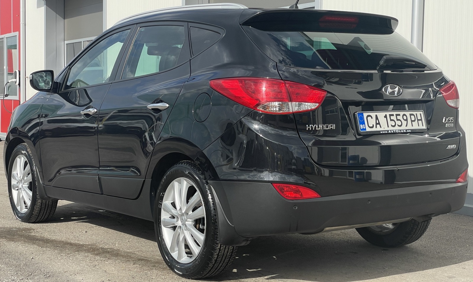 Hyundai IX35 2.0 CRDi 4x4 Безупречен - изображение 3