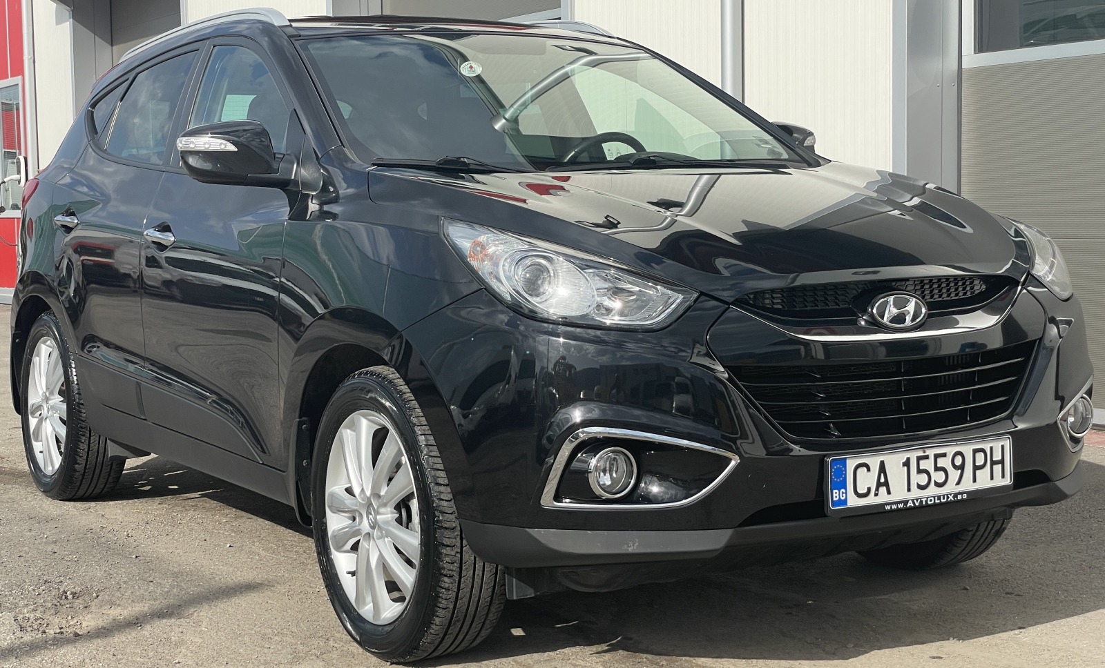 Hyundai IX35 2.0 CRDi 4x4 Безупречен - изображение 7