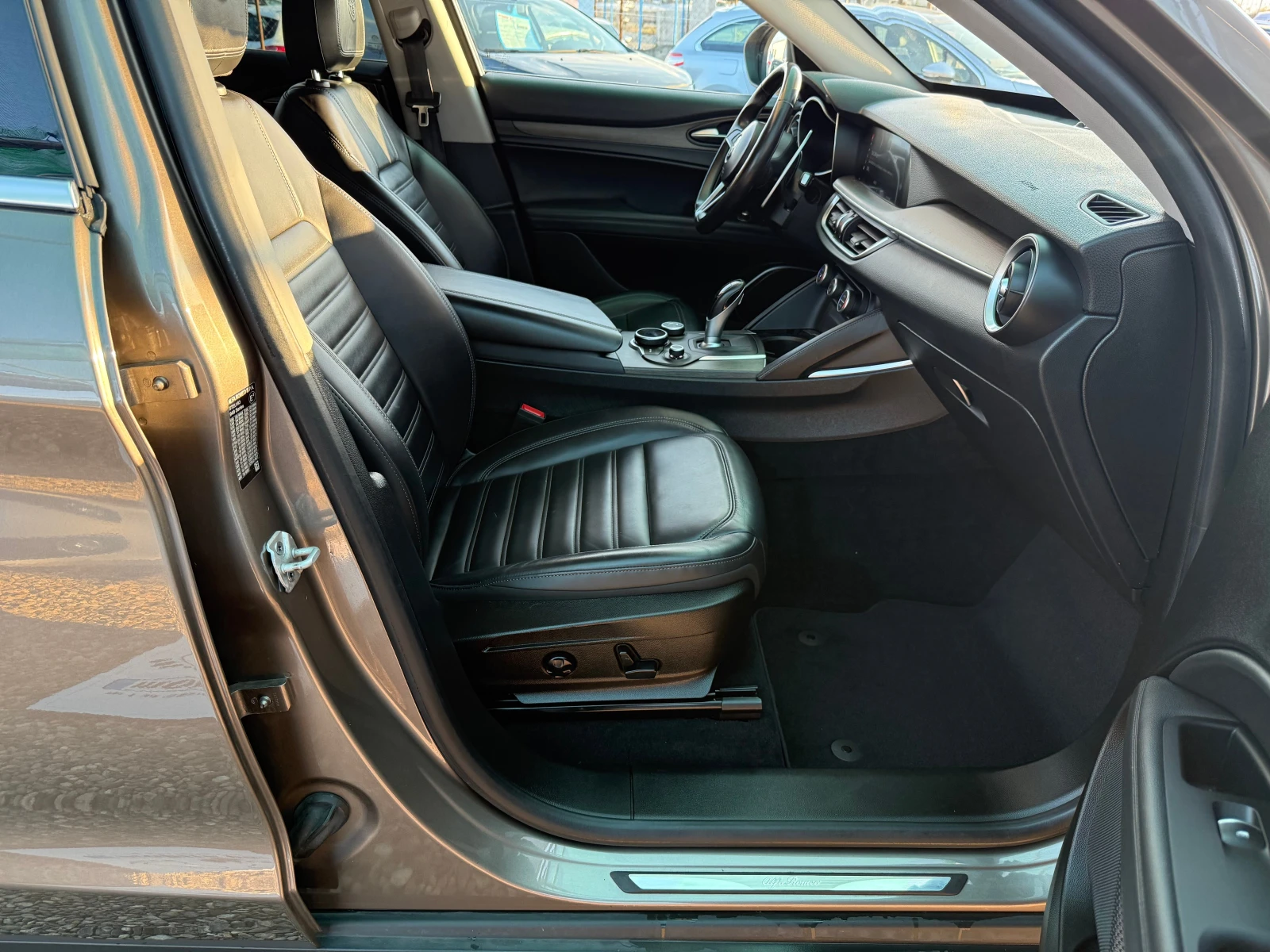 Alfa Romeo Stelvio 2.0 i | Mobile.bg   16