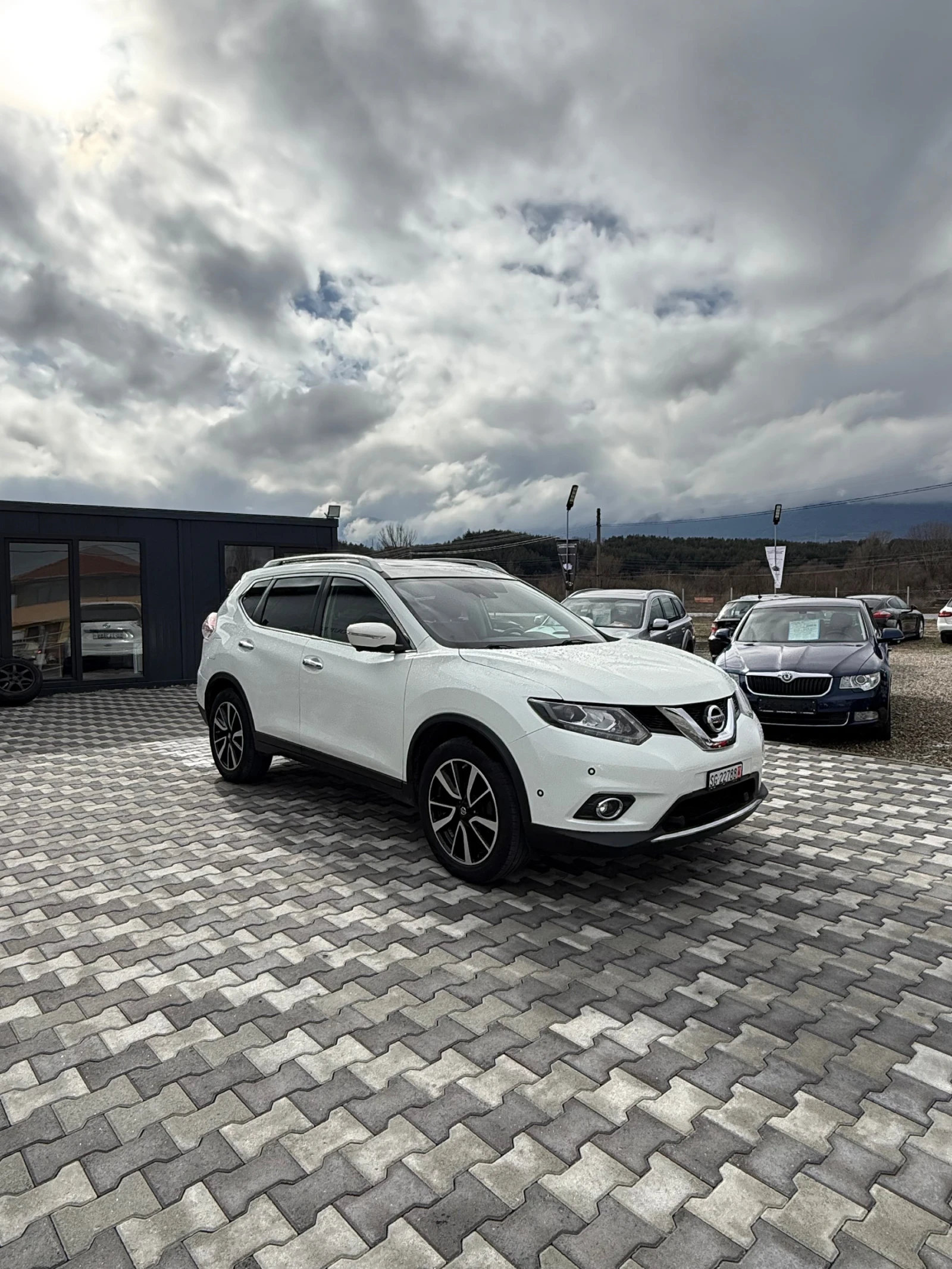 Nissan X-trail 1.6 DIG BENZIN - изображение 8