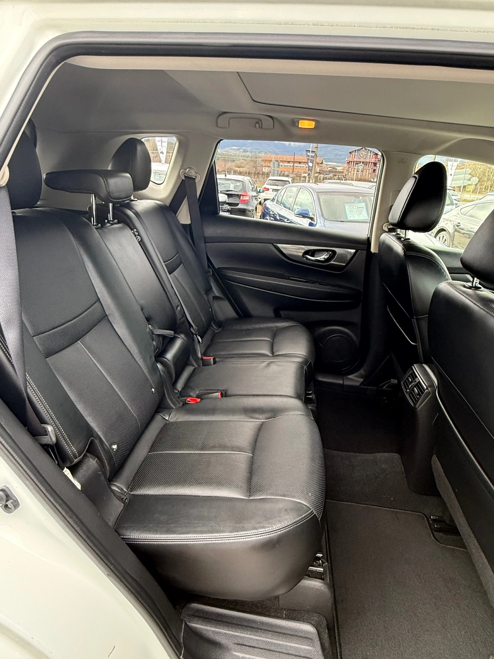 Nissan X-trail 1.6 DIG BENZIN | Mobile.bg � ����������� 13