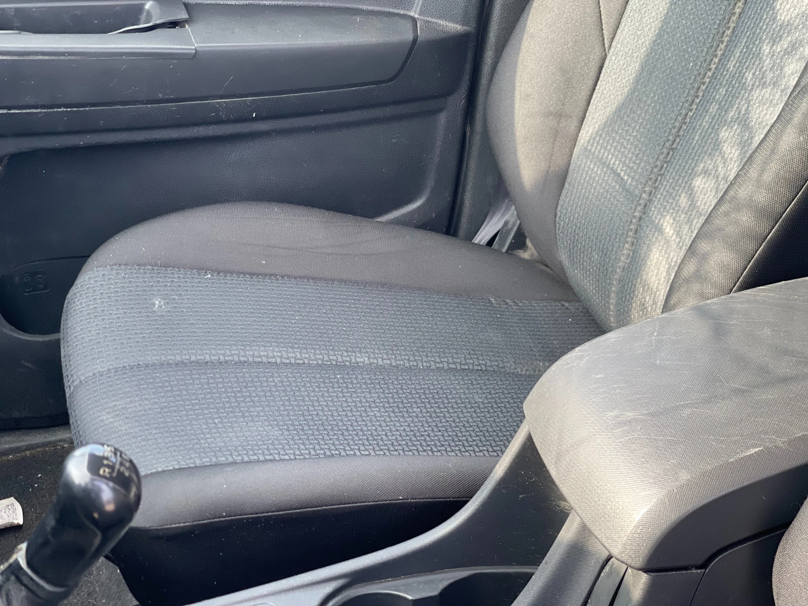 Isuzu D-max 2.5TDi 4x4, снимка 13 - Автомобили и джипове - 53860976