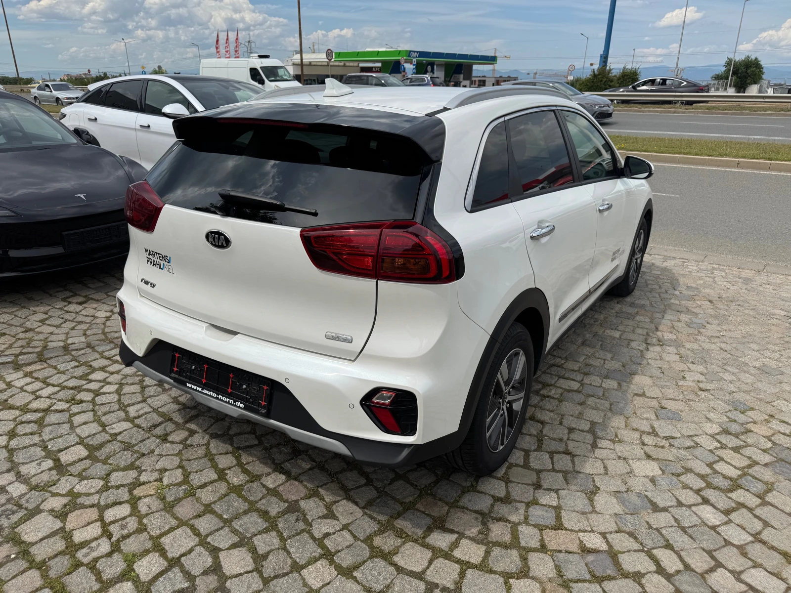 Kia Niro, снимка 5 - Автомобили и джипове - 55103145