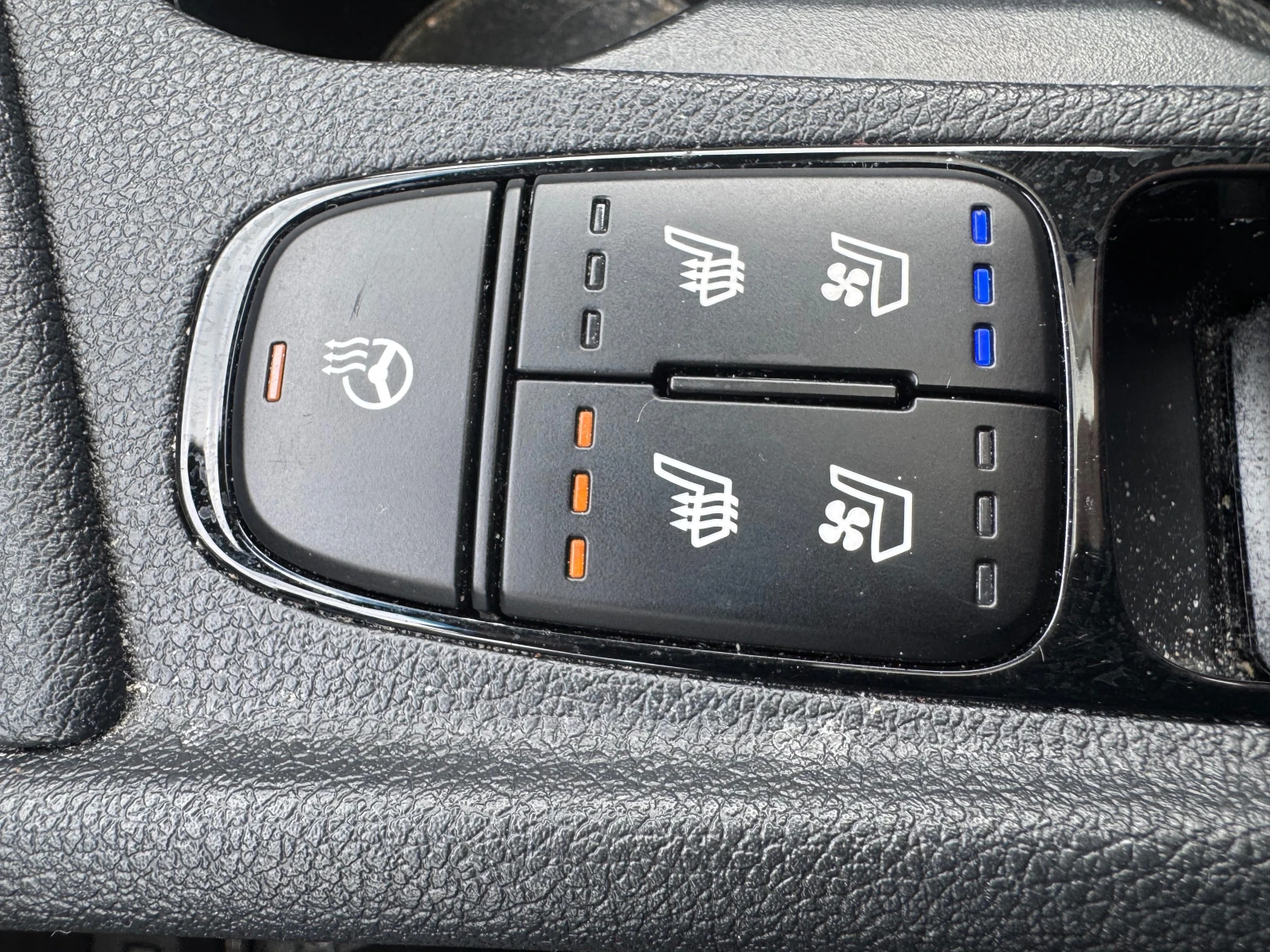 Kia Niro, снимка 11 - Автомобили и джипове - 55103145