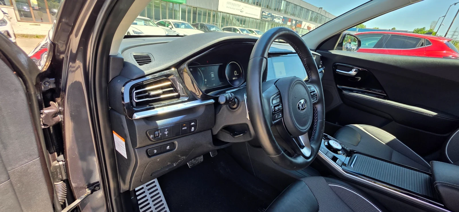 Kia Niro 64kw face-lift ТЕРМОПОМПА, снимка 10 - Автомобили и джипове - 55507214