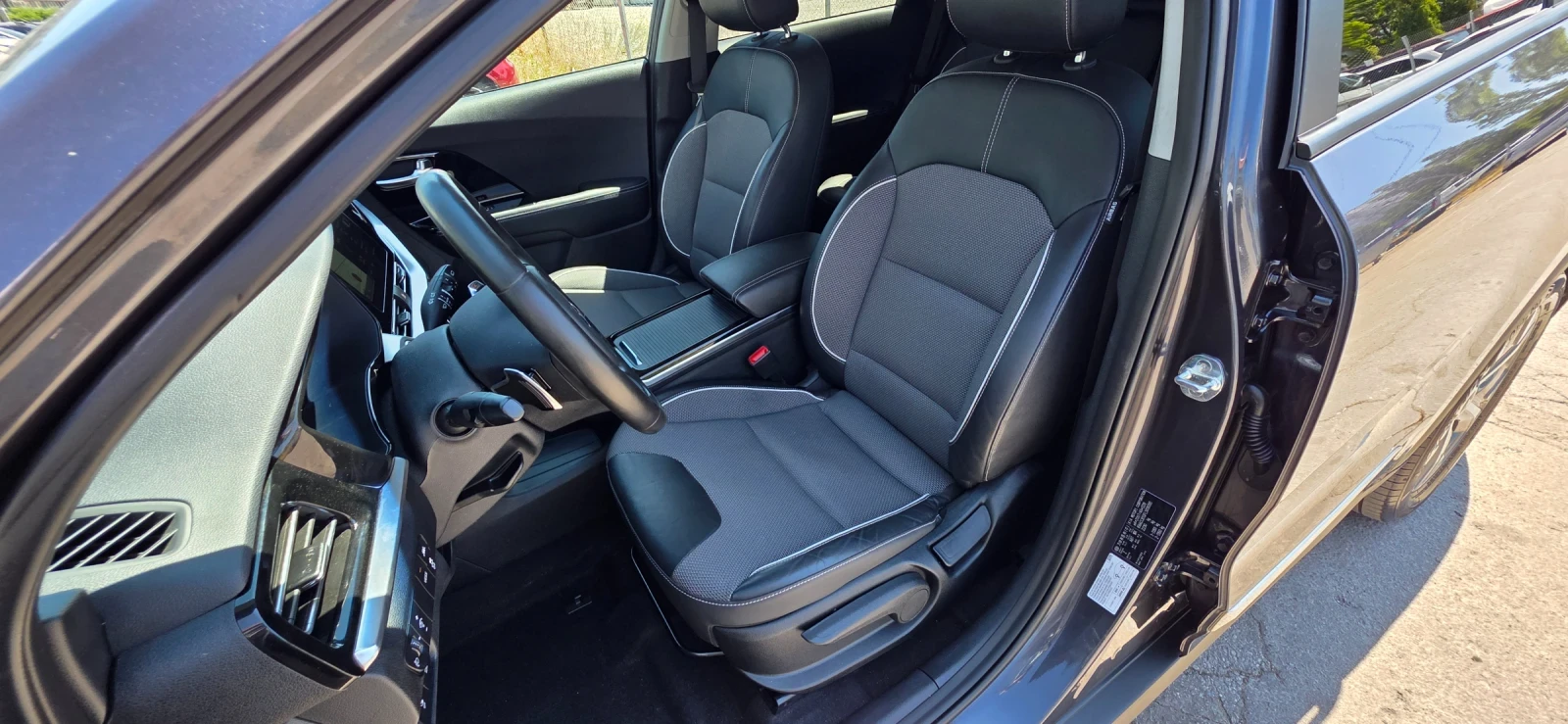 Kia Niro 64kw face-lift ТЕРМОПОМПА, снимка 8 - Автомобили и джипове - 55507214