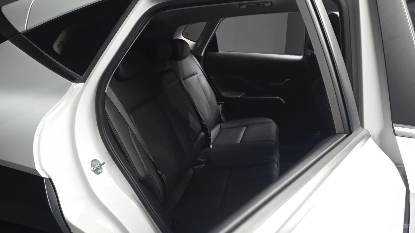 Hyundai Kona SX2 PREMIUM* КОЖА* ОБДУХВ* НАВИ* КАМЕРА, снимка 9 - Автомобили и джипове - 55558738