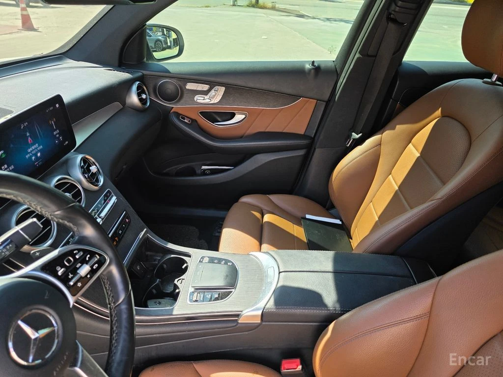 Mercedes-Benz GLC 300 e* COUPE* 4MATIC* AMG LINE* �����* ���������* CAM | Mobile.bg � ����������� 10