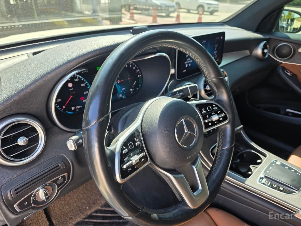 Mercedes-Benz GLC 300 e* COUPE* 4MATIC* AMG LINE* �����* ���������* CAM | Mobile.bg � ����������� 11