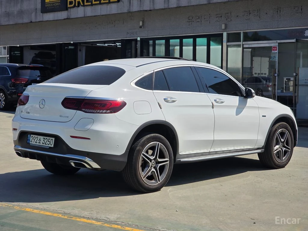 Mercedes-Benz GLC 300 e* COUPE* 4MATIC* AMG LINE* �����* ���������* CAM | Mobile.bg � ����������� 5