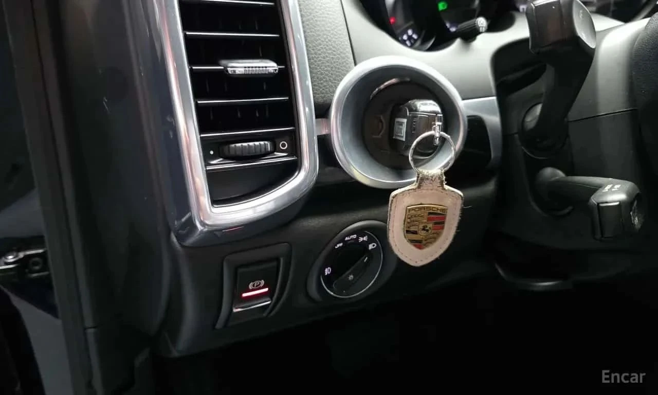 Porsche Cayenne, снимка 17 - Автомобили и джипове - 56723498