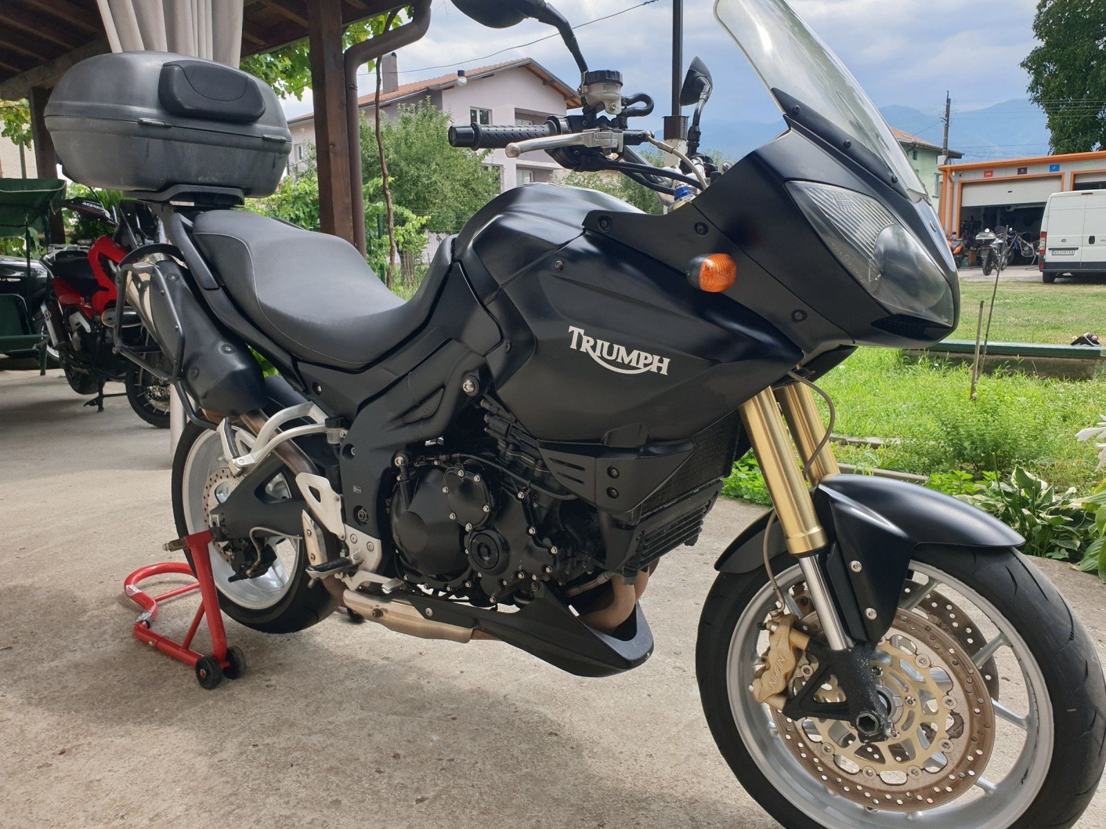 Triumph Tiger 1050 - изображение 7