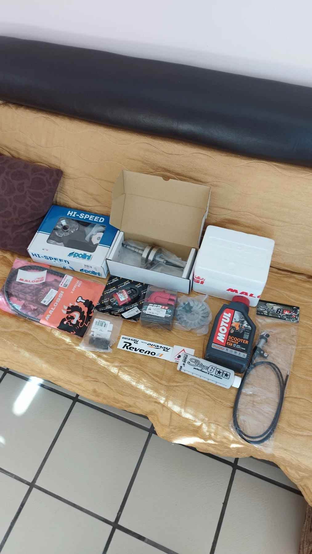 Yamaha Aerox, снимка 17 - Мотоциклети и мототехника - 53830345