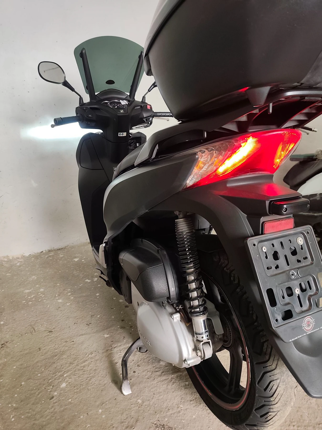Honda Sh ABS, LED, Keyless , снимка 3 - Мотоциклети и мототехника - 55772445