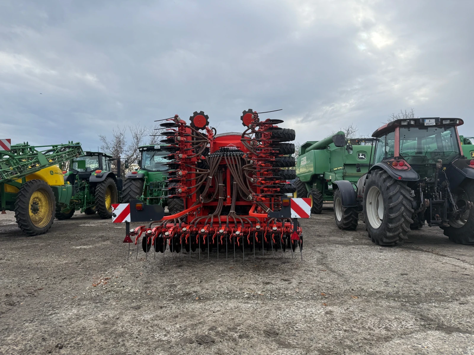 Сеялка KUHN ESPRO R6000, снимка 3 - Селскостопанска техника - 53805112