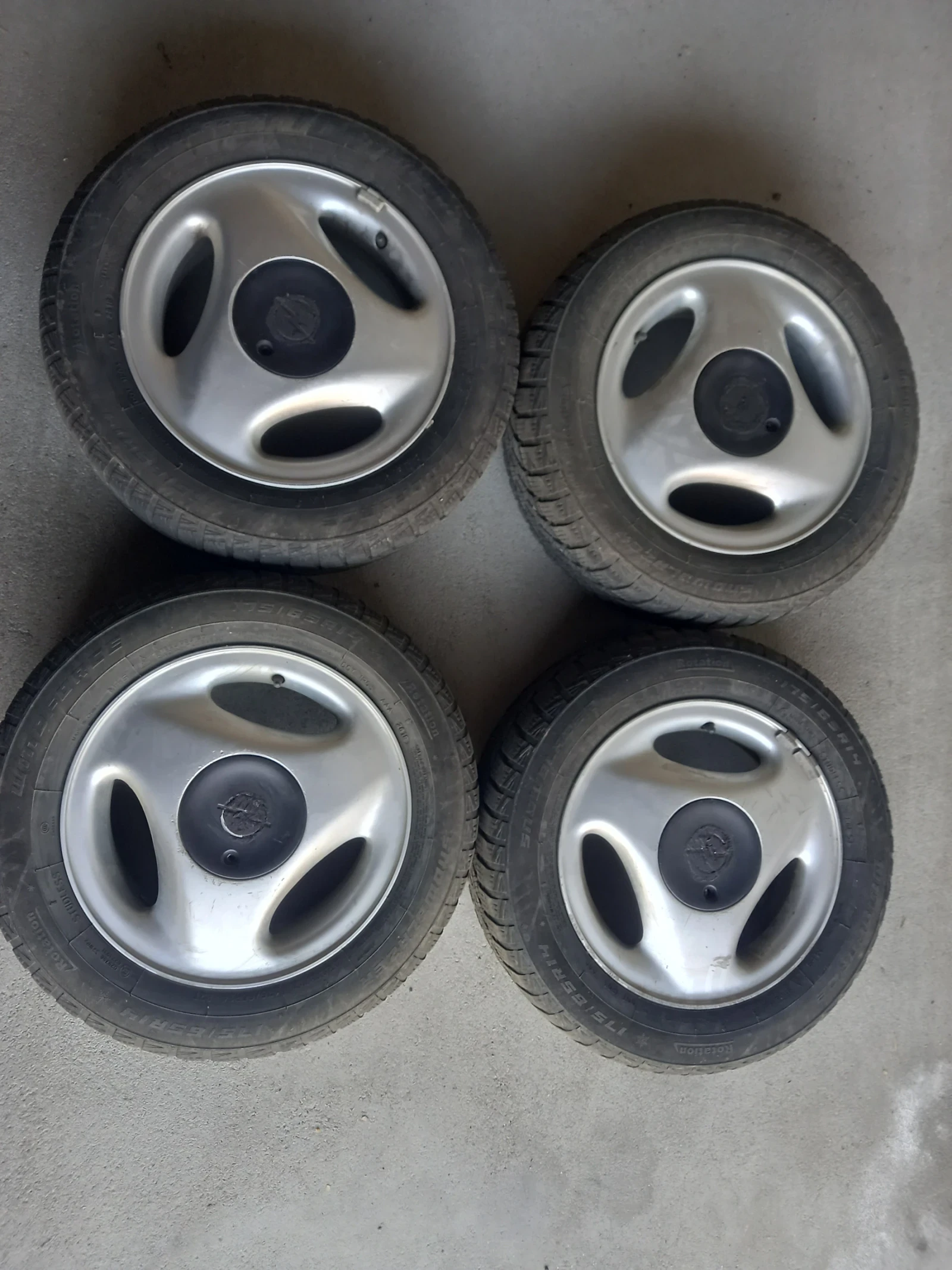 ���� � ������ 175/65R14 | Mobile.bg � ����������� 1
