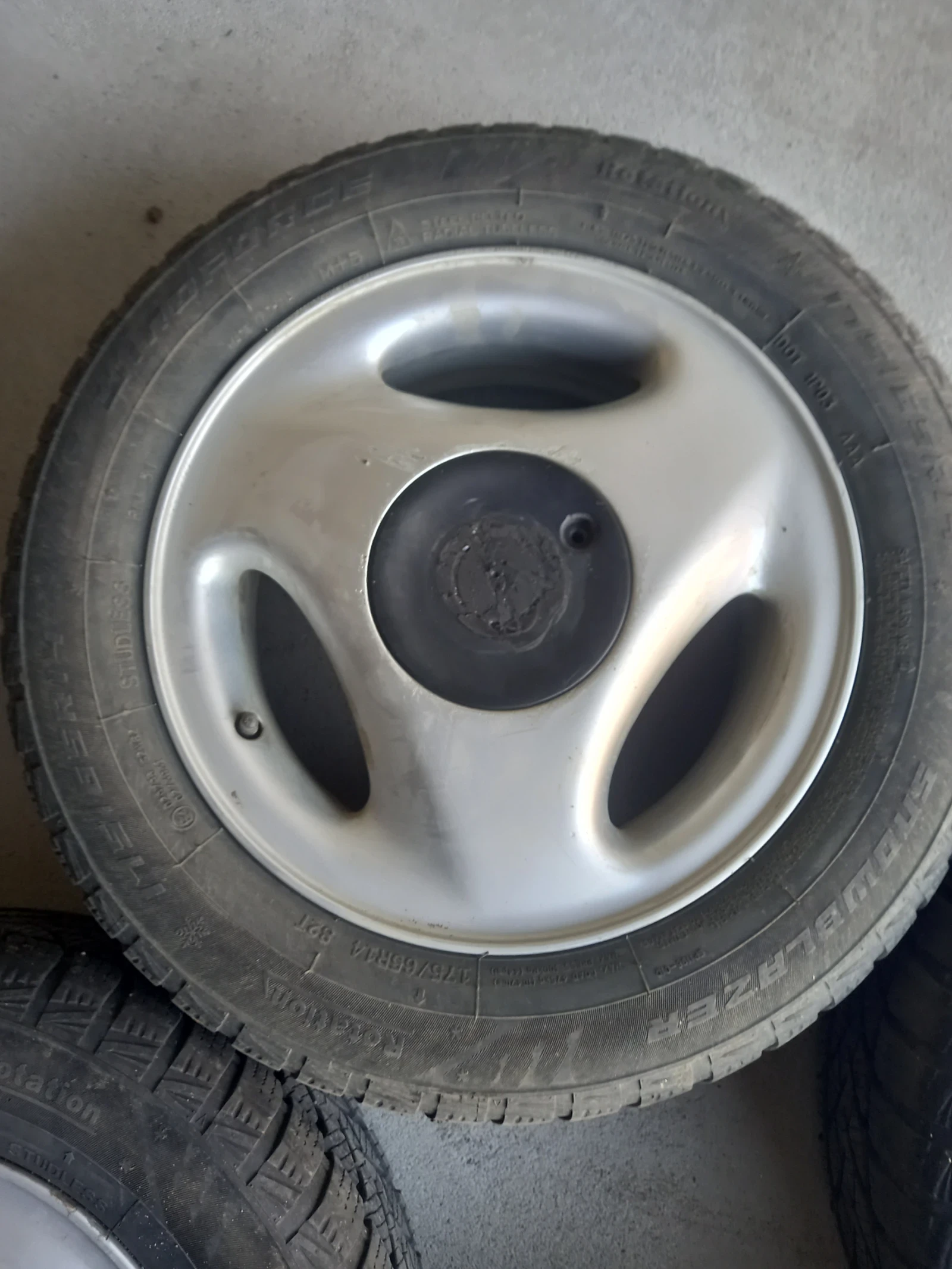 ���� � ������ 175/65R14 | Mobile.bg � ����������� 3