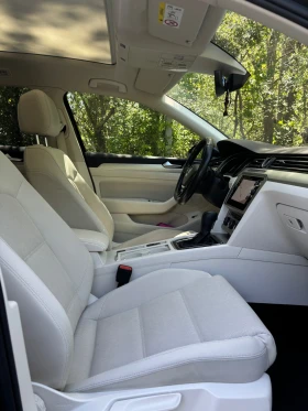 VW Passat Variant DSG, CL, Панорама, ACC, Сервизна история, снимка 6