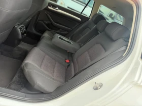 VW Passat 2.0TDI 150кс DSG FULL-LED НАВИ МАСАЖ ПОДГРЕВ, снимка 12