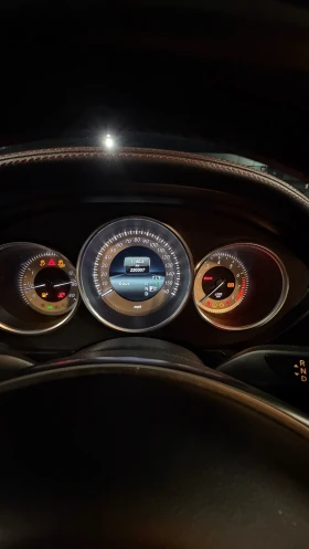 Mercedes-Benz CLS 400 4MATIC AMG ПАКЕТ | RED DESIGNO | ЕЛ. ЩОРА |  - 19499 € - 31223705 12
