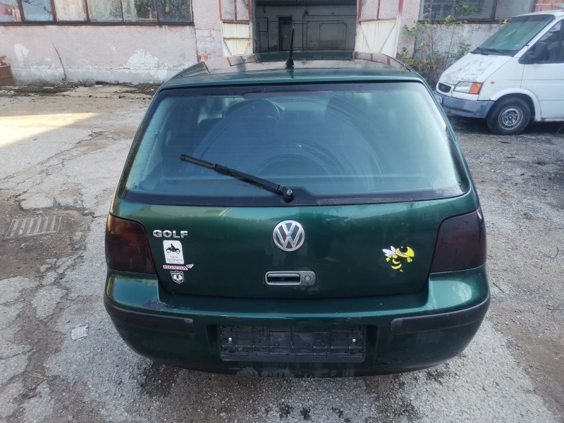 VW Golf 1.4i 75кс, снимка 4 - Автомобили и джипове - 47189698