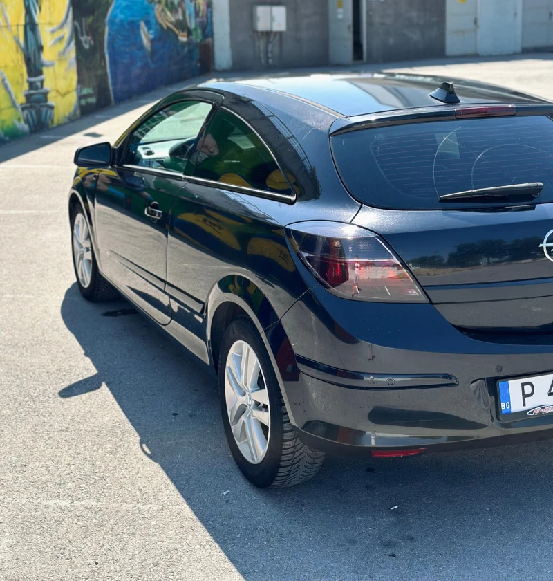 Opel Astra H GTC, 1.4i 16V, снимка 3 - Автомобили и джипове - 47340730