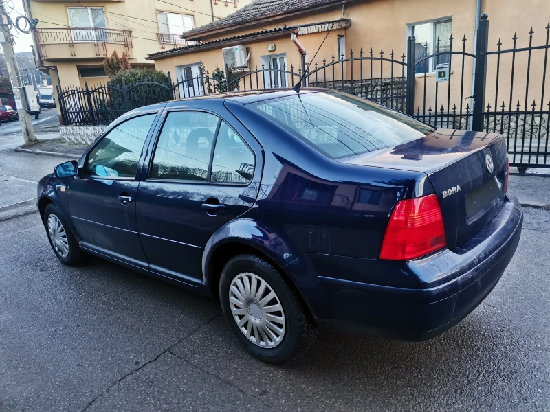 VW Bora 2.0i 162000км, снимка 4 - Автомобили и джипове - 48606592