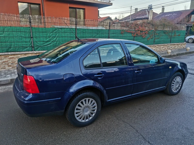 VW Bora 2.0i 162000км, снимка 3 - Автомобили и джипове - 48606592